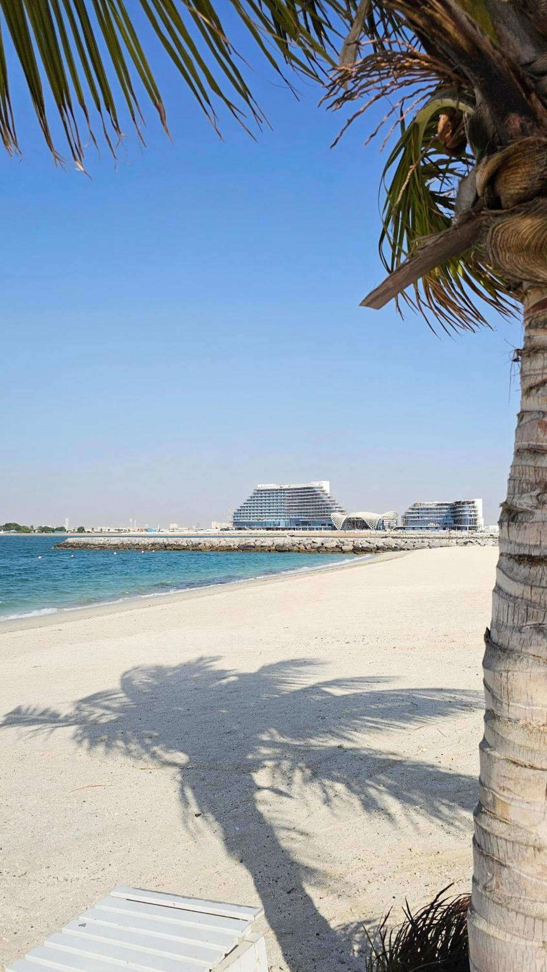 Beach Apartment * Ras al-Khaimah